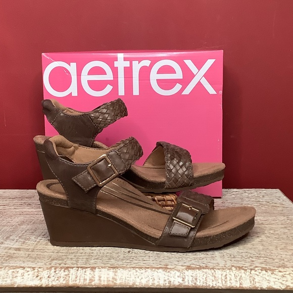 AETREX Grace NIB Taupe Wedge Sandyals Arch Support Memory Foam Adjustable Straps - Picture 12 of 15